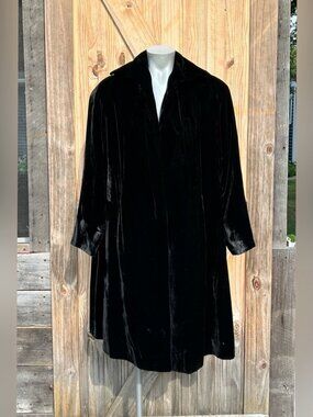 Vintage Long Black Velvet Gothic Open Front Opera Coat Duster Coat~M/L~
